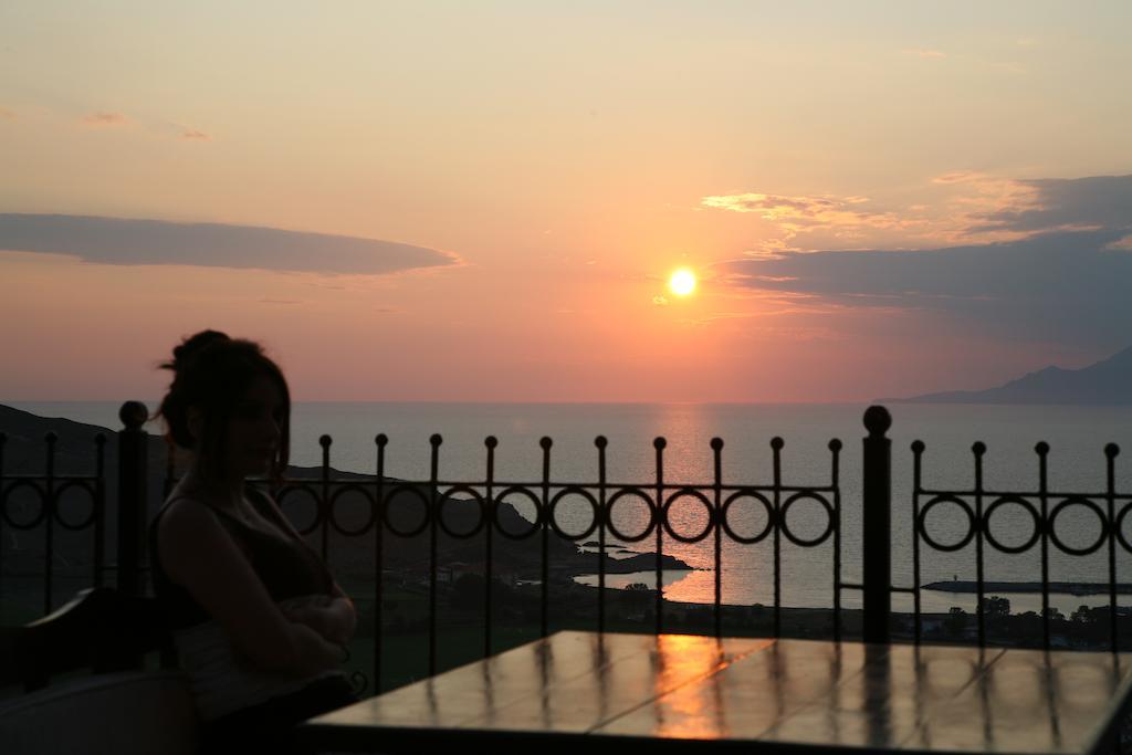Masi Hotel İmroz Bagian luar foto