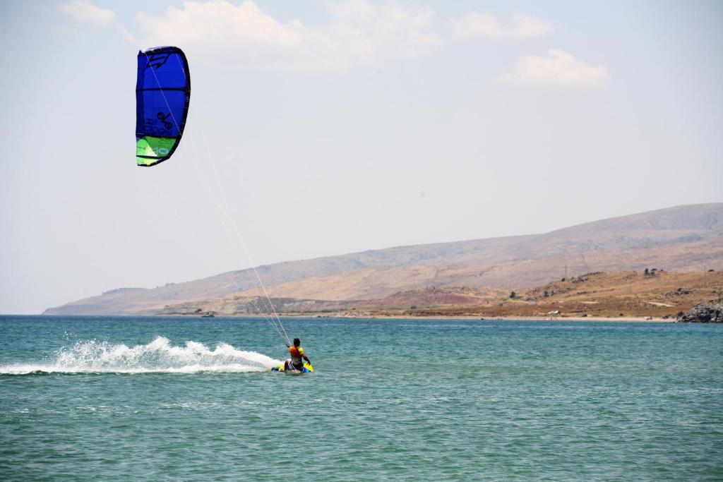 Masi Hotel İmroz Bagian luar foto