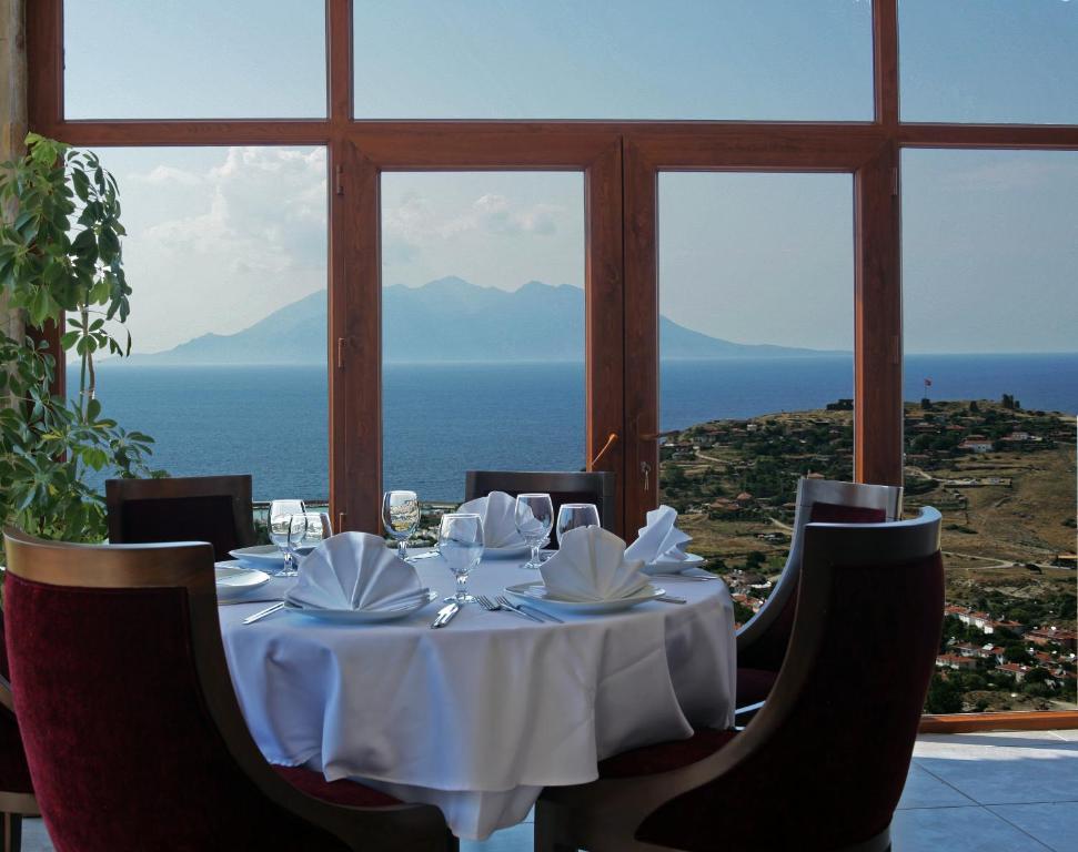 Masi Hotel İmroz Bagian luar foto